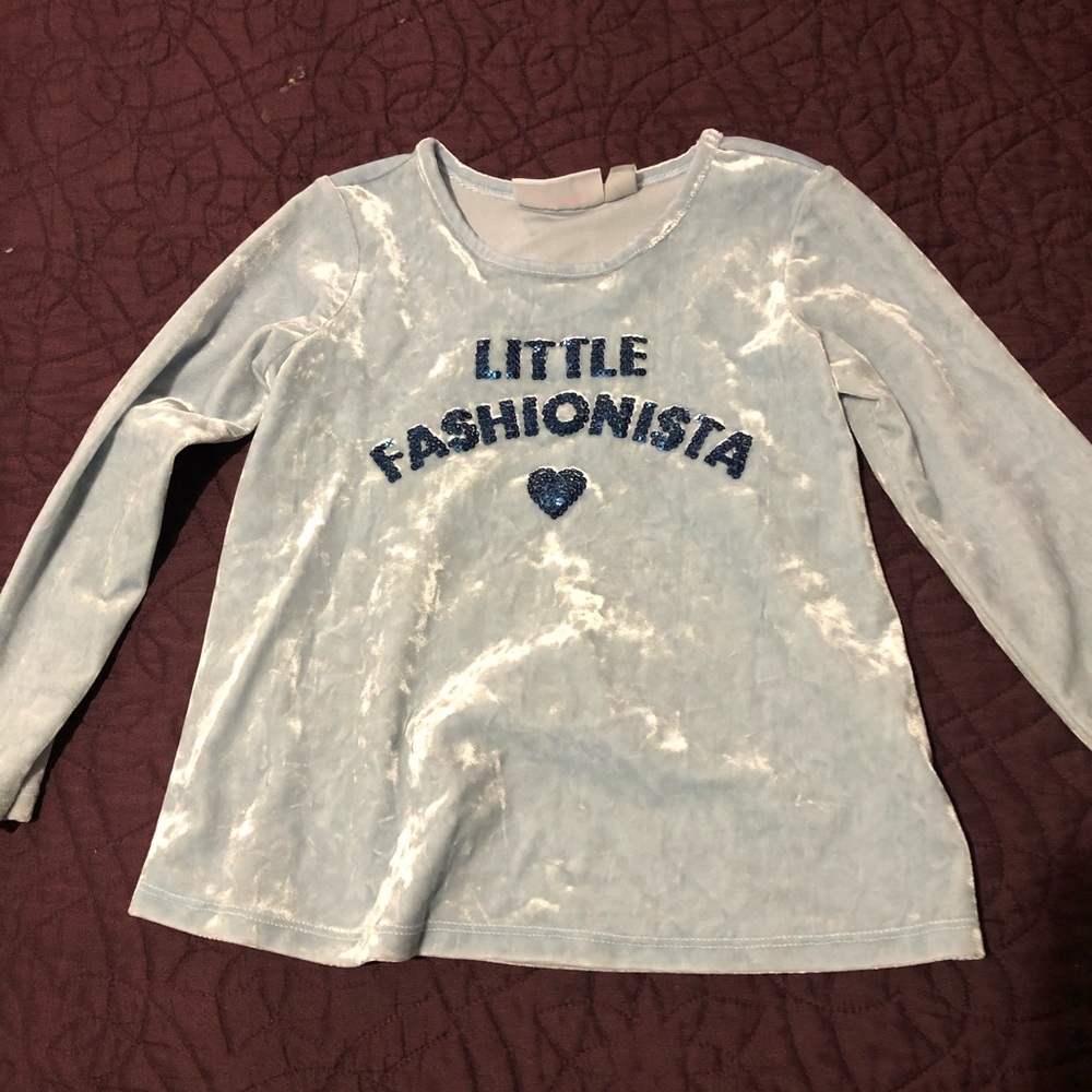 girl's shirt